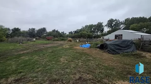 Exterior - 22741 470th Ave, Colman, SD 57017 photo 1 of 6