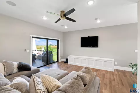 Living - 2655 Park Pl, Tea, SD 57064 photo 2 of 3