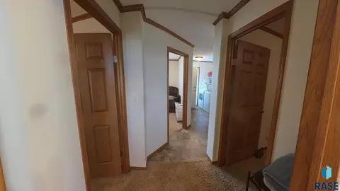 Entry Way - 416 Captains Cove Pl, Pierre, SD 57501 photo 2 of 2