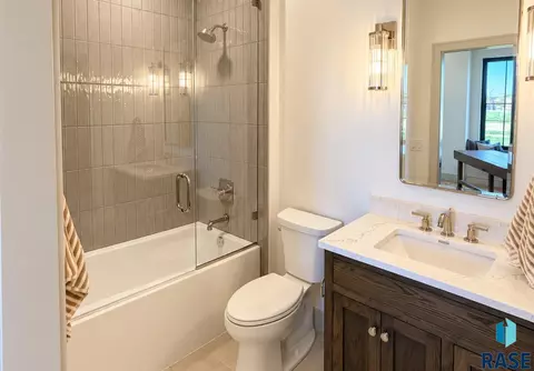 Bath - 5501 E Morningside Cir, Sioux Falls, SD 57110 photo 1 of 12