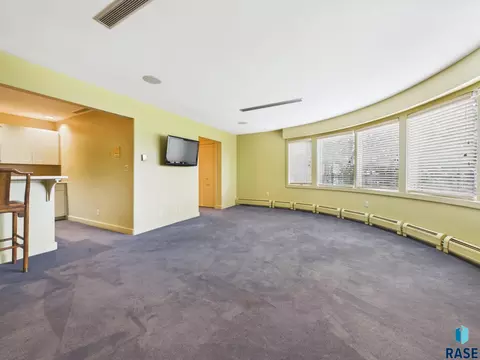 Living - 205 E Deer Haven Pl, Sioux Falls, SD 57105 photo 8 of 8