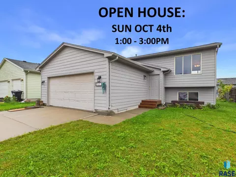 7521 S Bell Cir, Sioux Falls, SD 57108