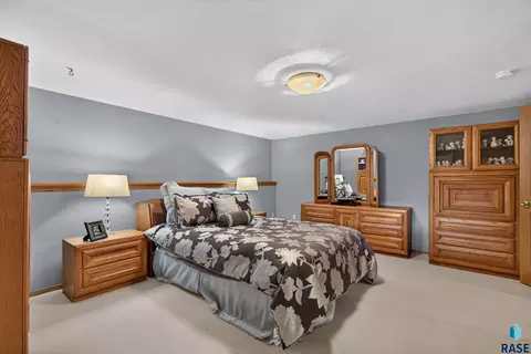 Bedroom - 3006 E Marson Dr, Sioux Falls, SD 57103 photo 7 of 9