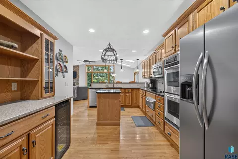 Kitchen - 3006 E Marson Dr, Sioux Falls, SD 57103 photo 1 of 3