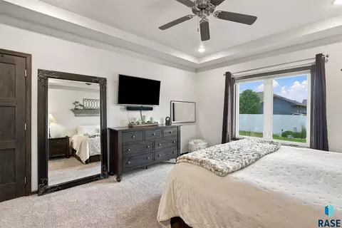Bedroom - 3604 E Prairie Wind St, Sioux Falls, SD 57108 photo 2 of 11