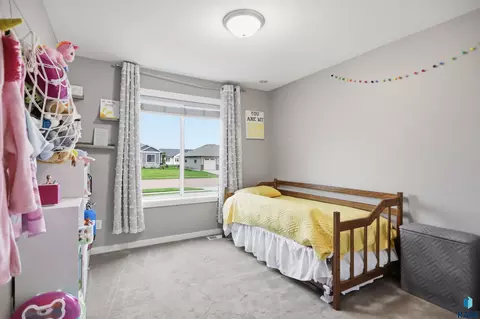Bedroom - 335 S James Ave, Tea, SD 57064 photo 2 of 3