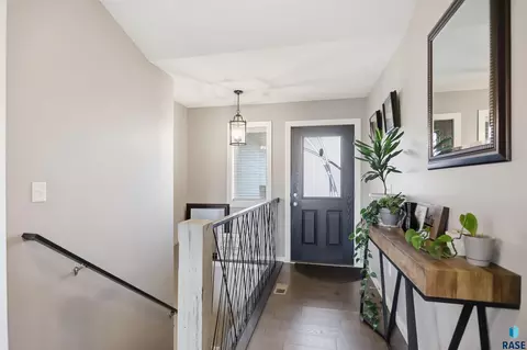 Entry Way - 335 S James Ave, Tea, SD 57064 photo 1 of 1