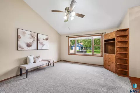 Living - 319 N Hagameyer Dr, Tea, SD 57064 photo 1 of 3