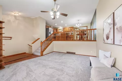 Living - 319 N Hagameyer Dr, Tea, SD 57064 photo 3 of 3