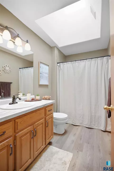 Bath - 4308 E 38th St, Sioux Falls, SD 57103 photo 1 of 3