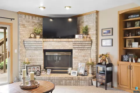 Living - 4308 E 38th St, Sioux Falls, SD 57103 photo 3 of 3