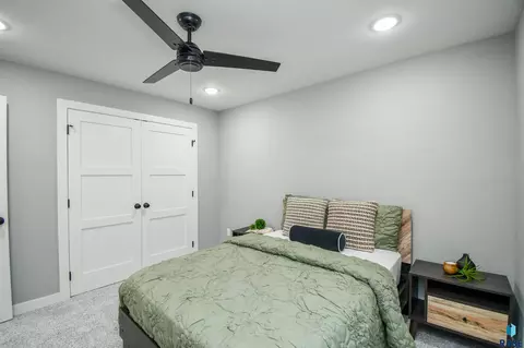 Bedroom - 6616 E 33rd St, Sioux Falls, SD 57110 photo 11 of 18