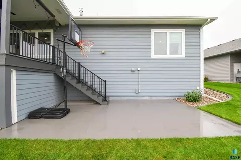 Other - 6616 E 33rd St, Sioux Falls, SD 57110 photo 22 of 23