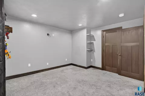 Bedroom - 4900 E Mangrove St, Sioux Falls, SD 57110 photo 4 of 6