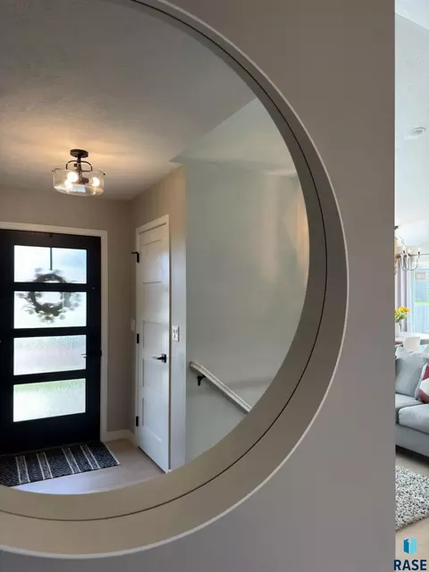 Entry Way - Undisclosed, Sioux Falls, SD 57110 photo 5 of 5