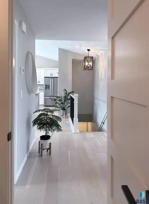 Entry Way - Undisclosed, Sioux Falls, SD 57110 photo 3 of 5