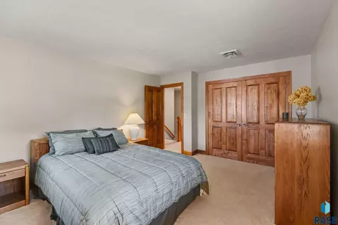 Bedroom - 527 Ashmont Rd, Madison, SD 57042 photo 9 of 9