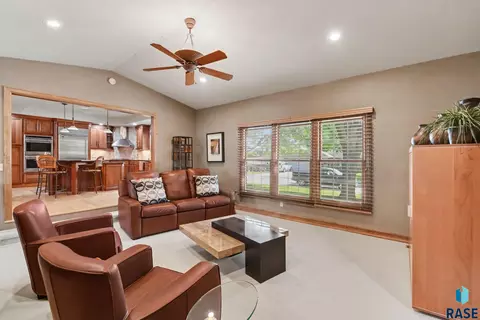 Other - 527 Ashmont Rd, Madison, SD 57042 photo 5 of 7
