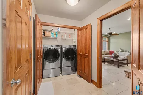 Other - 527 Ashmont Rd, Madison, SD 57042 photo 6 of 7