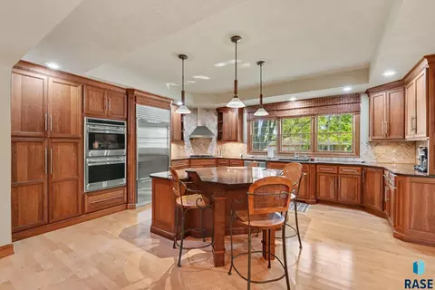 Kitchen - 527 Ashmont Rd, Madison, SD 57042 photo 1 of 6