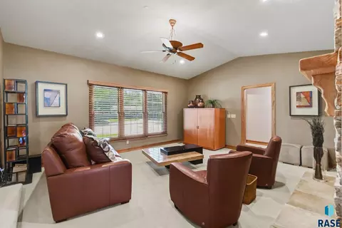 Other - 527 Ashmont Rd, Madison, SD 57042 photo 4 of 7