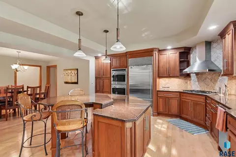 Kitchen - 527 Ashmont Rd, Madison, SD 57042 photo 4 of 6