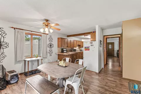 Dining - 3008 E 22nd St, Sioux Falls, SD 57103 photo 1 of 2