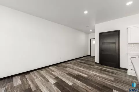 Entry Way - 4610 E Whisper Ridge Pl, Sioux Falls, SD 57108 photo 1 of 2