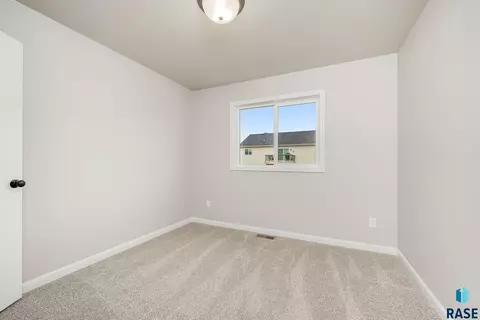 Bedroom - 2205 E Alexa St, Brandon, SD 57005 photo 2 of 9