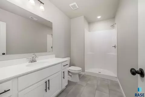 Bath - 2205 E Alexa St, Brandon, SD 57005 photo 3 of 3