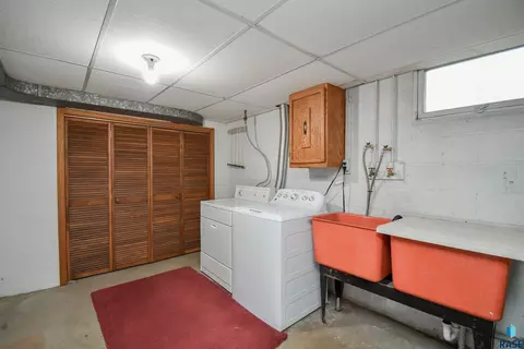 Other - 2409 E 17th St, Sioux Falls, SD 57103 photo 6 of 10