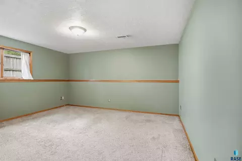 Other - 2700 E 33rd St, Sioux Falls, SD 57103 photo 6 of 13