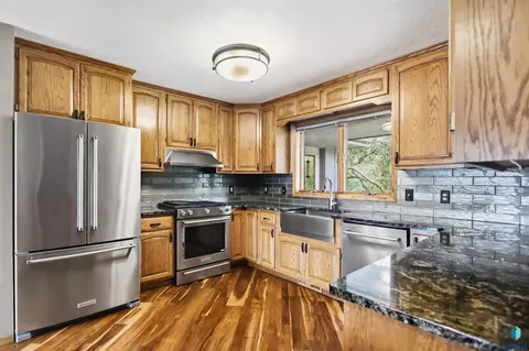 Kitchen - 2700 E 33rd St, Sioux Falls, SD 57103 photo 1 of 3