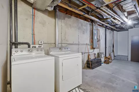 Other - 2700 E 33rd St, Sioux Falls, SD 57103 photo 11 of 13