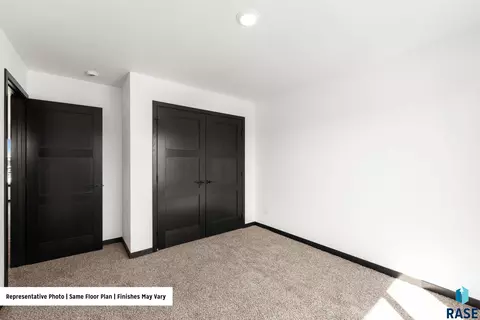 Bedroom - 4616 E Whisper Ridge Pl, Sioux Falls, SD 57108 photo 2 of 3