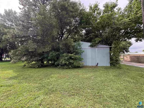 Main St, Hurley, SD 57036