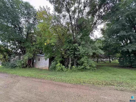 Main St, Hurley, SD 57036 photo 8