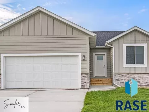 5808 W Cushman St, Sioux Falls, SD 57107