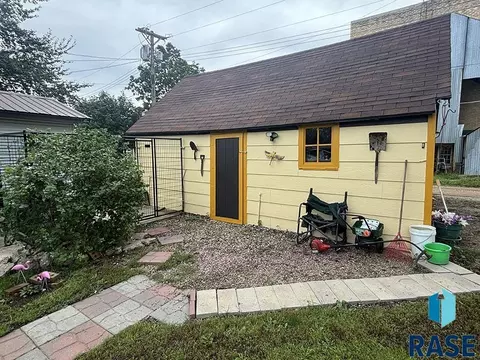 Other - 504 W Ash St, Parkston, SD 57366 photo 3 of 11