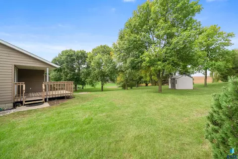 Exterior - 25788 Packard Ln, Renner, SD 57055 photo 10 of 14