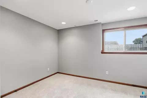 Bedroom - 430 N Jenny Ave, Tea, SD 57064 photo 3 of 4