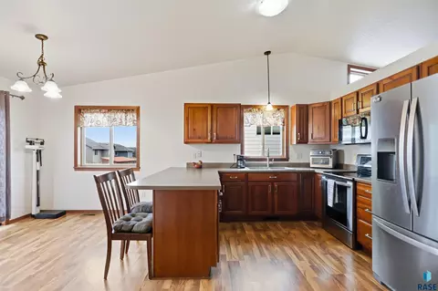 Kitchen - 430 N Jenny Ave, Tea, SD 57064 photo 5 of 5