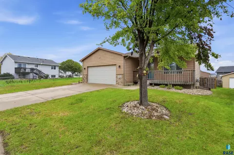 Exterior - 430 N Jenny Ave, Tea, SD 57064 photo 5 of 5