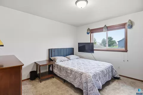 Bedroom - 430 N Jenny Ave, Tea, SD 57064 photo 1 of 4