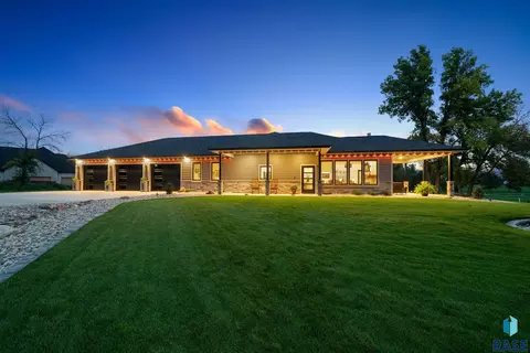 25641 Sherdean Trl, Renner, SD 57055