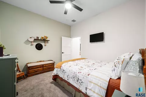 Bedroom - 25641 Sherdean Trl, Renner, SD 57055 photo 3 of 4