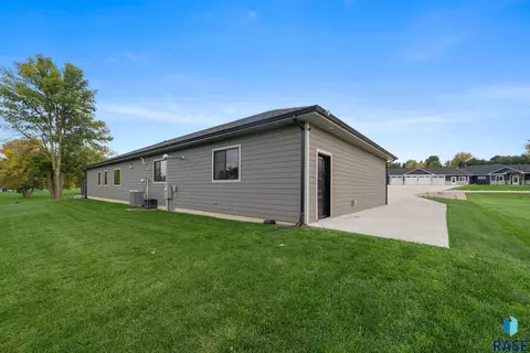 Exterior - 25641 Sherdean Trl, Renner, SD 57055 photo 17 of 24