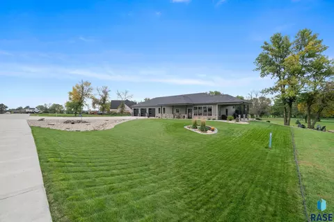 Exterior - 25641 Sherdean Trl, Renner, SD 57055 photo 7 of 24
