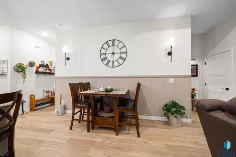 Dining - 25641 Sherdean Trl, Renner, SD 57055 photo 1 of 1