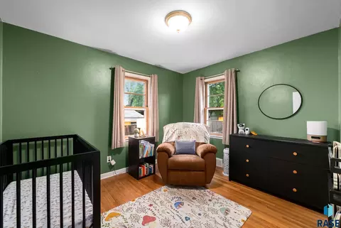 Bedroom - 112 E 41st St, Sioux Falls, SD 57105 photo 3 of 5